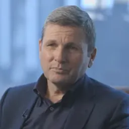 Portrait of Chris Uhlmann