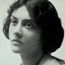 Portrait of Mona Limerick