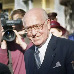 Portrait of Lennart Meri