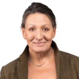 Portrait of Urša Raukar