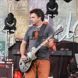 Portrait of Johnny Hickman