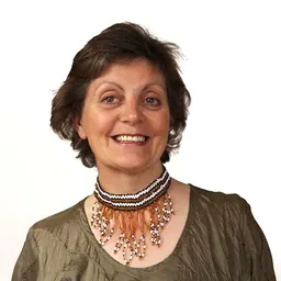 Portrait of Patricia Schonstein