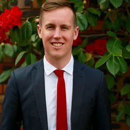 Portrait of Chris Steel