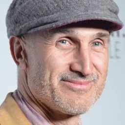 Portrait of Craig Gillespie