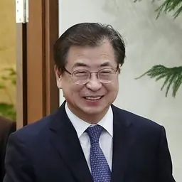 Portrait of Suh Hoon
