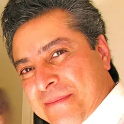 Portrait of Kamshad Kooshan