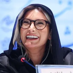 Portrait of Fariba Naderi