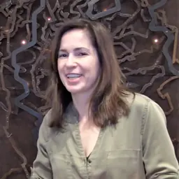 Portrait of Lexi Alexander