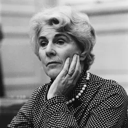Portrait of Til Gardeniers-Berendsen