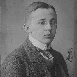Portrait of Paul Ramdohr