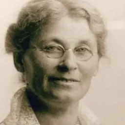 Portrait of Sabine Helms
