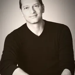 Portrait of Andrew Fezza