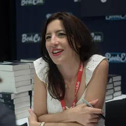 Portrait of Stephanie Garber