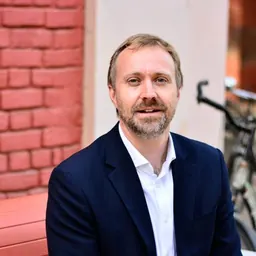 Portrait of Matthew Raggett
