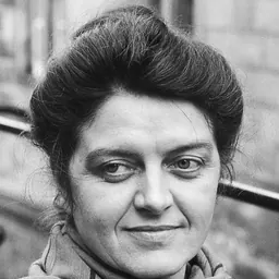 Portrait of Eegje Schoo