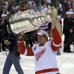 Portrait of Justin Abdelkader