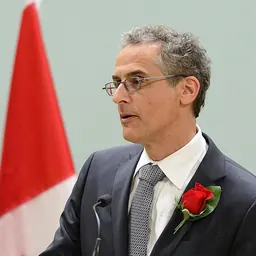 Portrait of Daniel Trefler