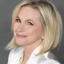 Portrait of Suzanne Sena