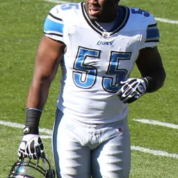 Portrait of Stephen Tulloch