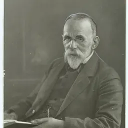 Portrait of H.O. Lange