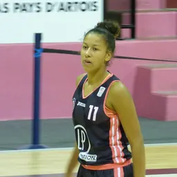Portrait of Noémie Brochant
