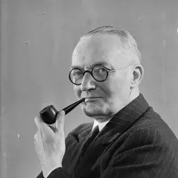 Portrait of Christopher Stone