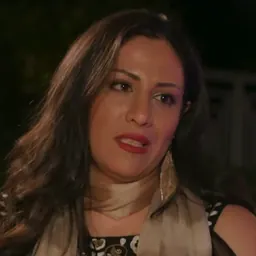 Portrait of Sara Naeini