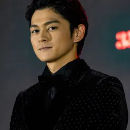Portrait of Gordon Maeda