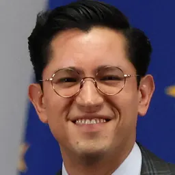 Portrait of Roberto Velasco Álvarez