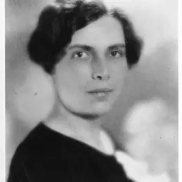 Portrait of Gladys Dick