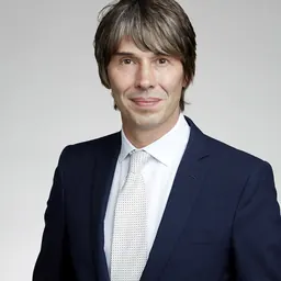 Portrait of Brian Cox