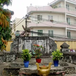Portrait of Võ Di Nguy