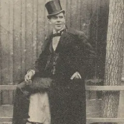 Portrait of Lars Bondeson