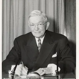 Portrait of Robert L. Thornton