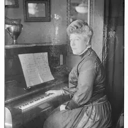 Portrait of Elizabeth Spencer
