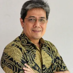 Portrait of Dhony Rahajoe