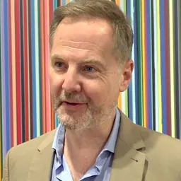 Portrait of Ian Davenport