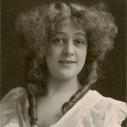 Portrait of Lulu Glaser