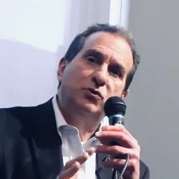 Portrait of Dan Cantor