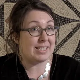 Portrait of Ruth Ware