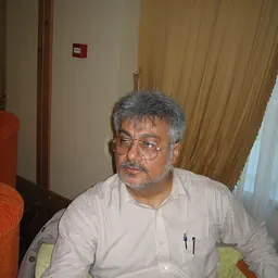 Portrait of Isa Saharkhiz