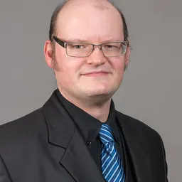 Portrait of Daniel Hensel