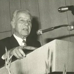 Portrait of Hans Kauri