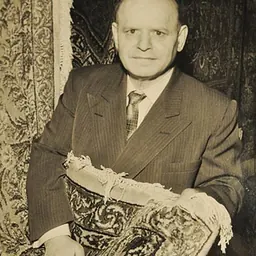 Portrait of Aris Alexanian
