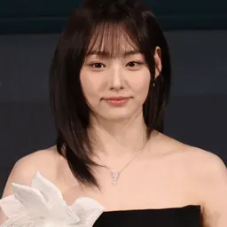 Portrait of Kang Mi-na