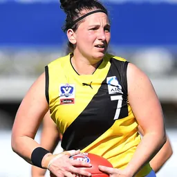 Portrait of Lauren Tesoriero