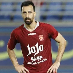 Portrait of Amin Ghaseminejad