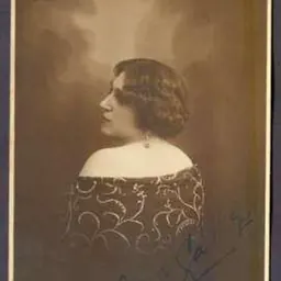 Portrait of Dora Gález