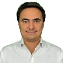 Portrait of Maurício Neves