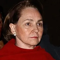 Portrait of Aline Chrétien